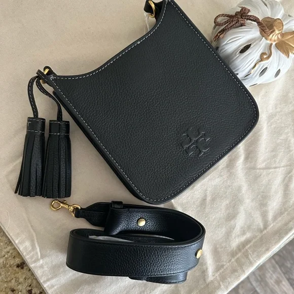 New Tory Burch Thea shoulder bag / crossbody - Picture 1 of 8